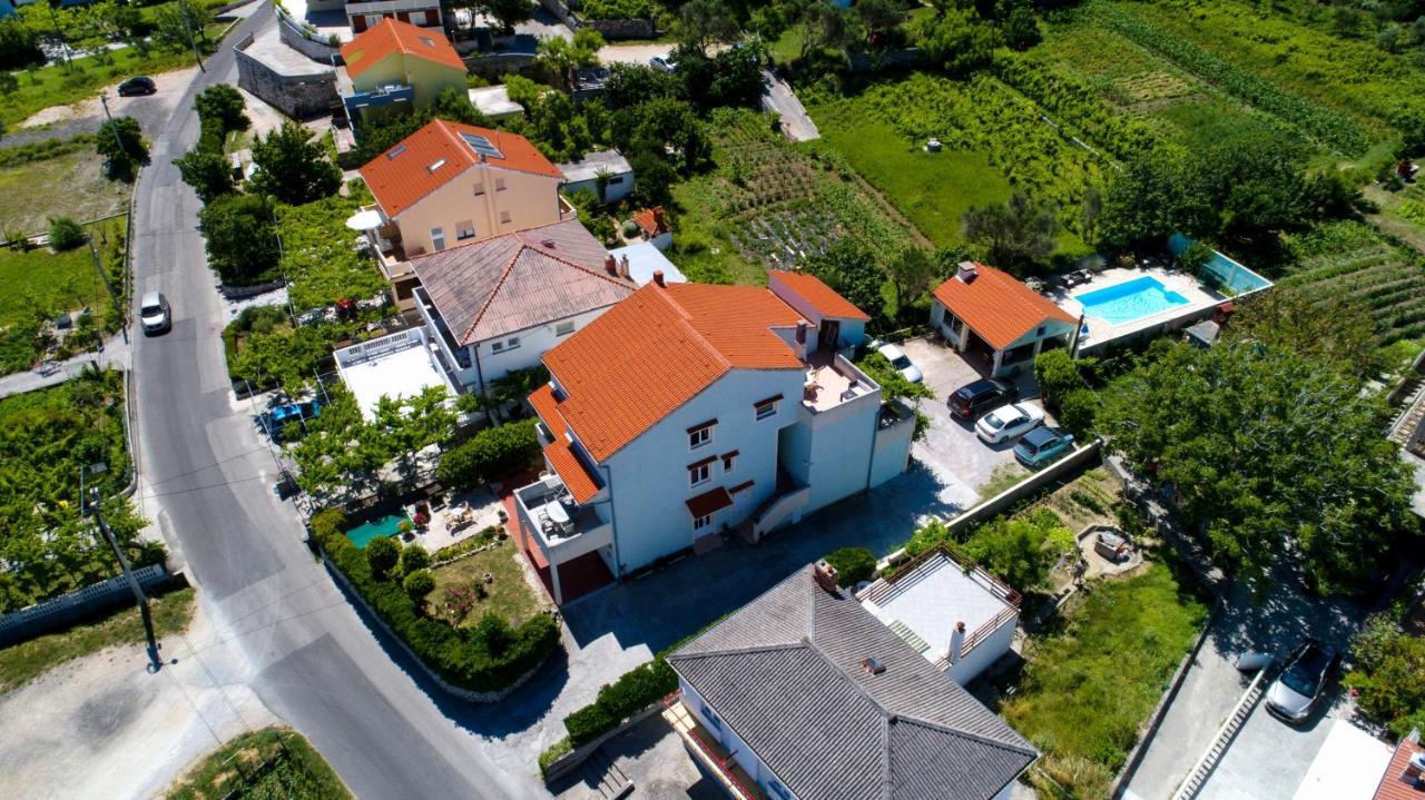 Family Friendly Apartments With A Swimming Pool Supetarska Draga - Donja, Rab - 2019 エクステリア 写真