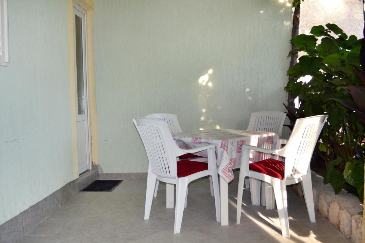 Family Friendly Apartments With A Swimming Pool Supetarska Draga - Donja, Rab - 2019 エクステリア 写真
