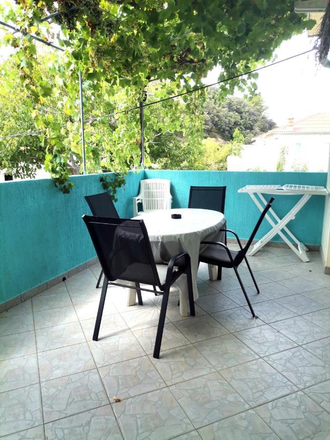 Family Friendly Apartments With A Swimming Pool Supetarska Draga - Donja, Rab - 2019 エクステリア 写真