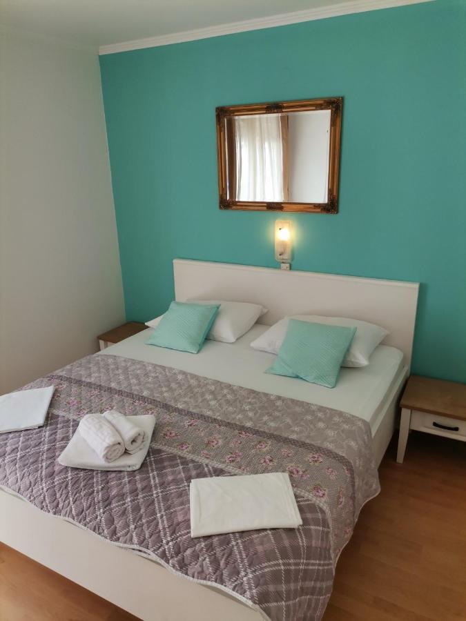 Family Friendly Apartments With A Swimming Pool Supetarska Draga - Donja, Rab - 2019 エクステリア 写真